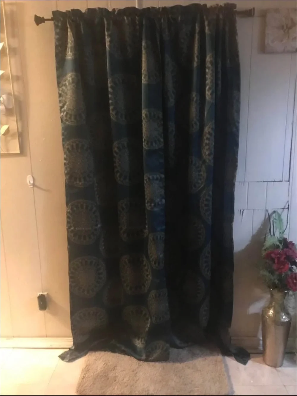 Green Medallion Pattern Home Accent Curtain Panel